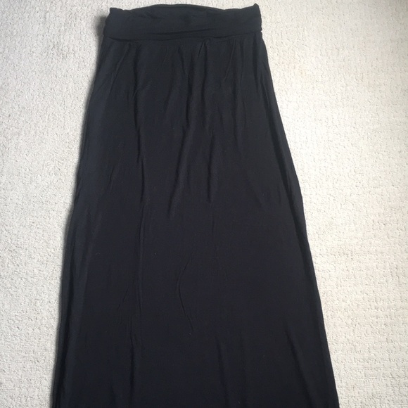 Maxi Long Black Skirt - Picture 3 of 10